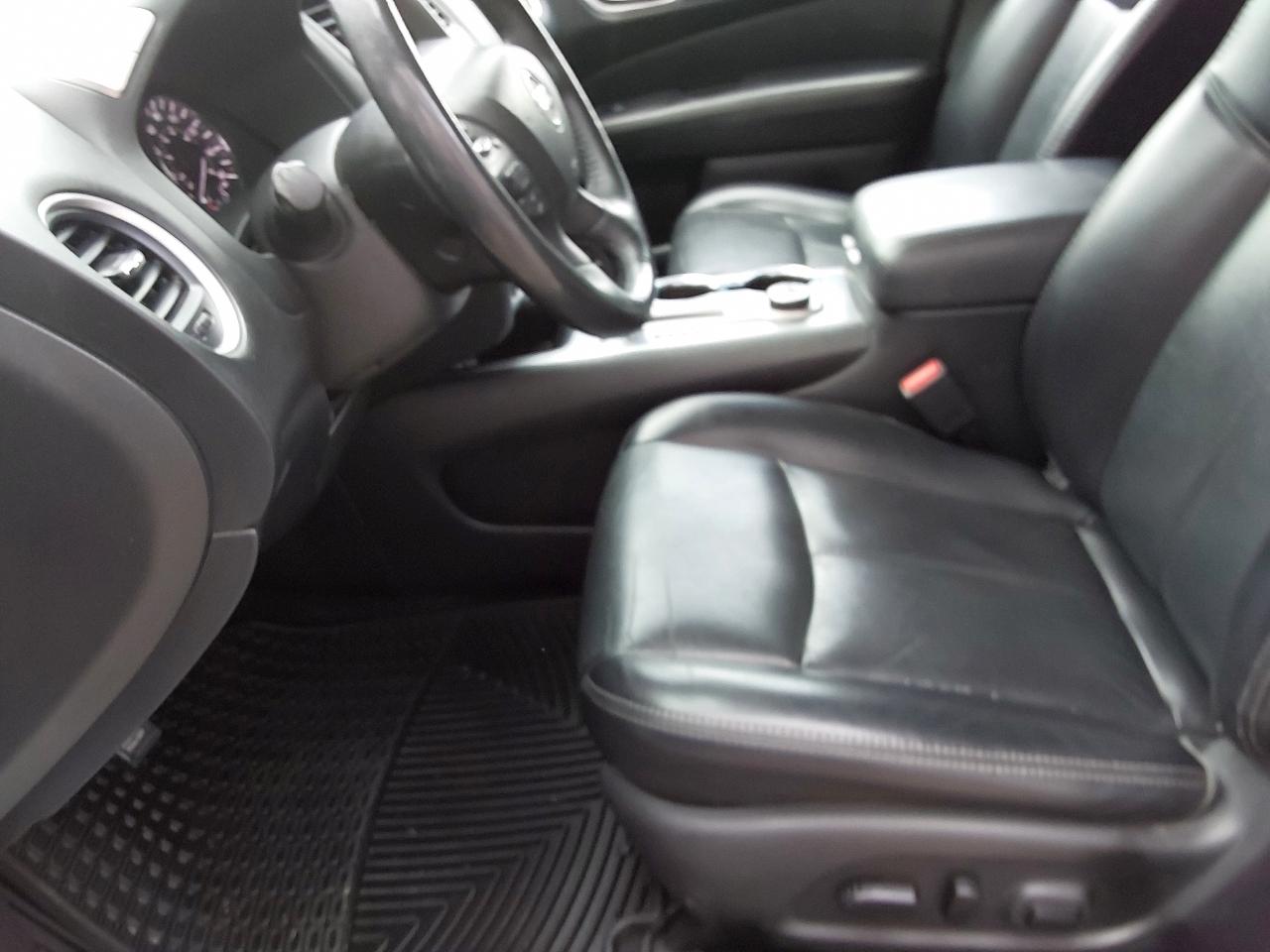 Nissan Pathfinder 4x4 SL 2019