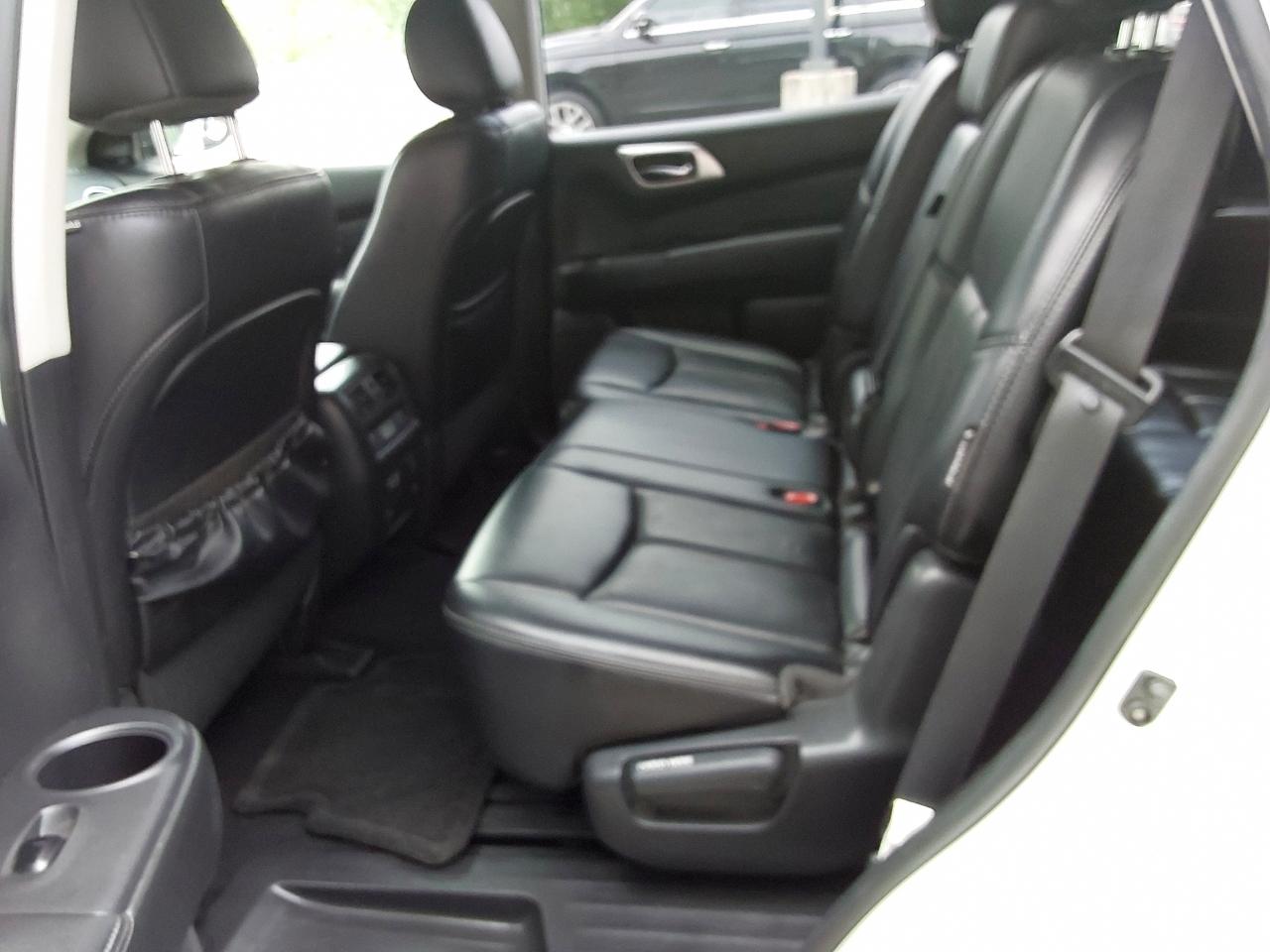 Nissan Pathfinder 4x4 SL 2019