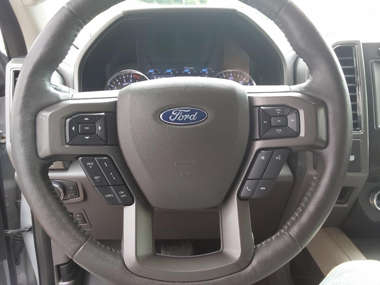 Ford Expedition XLT 4x4 2019