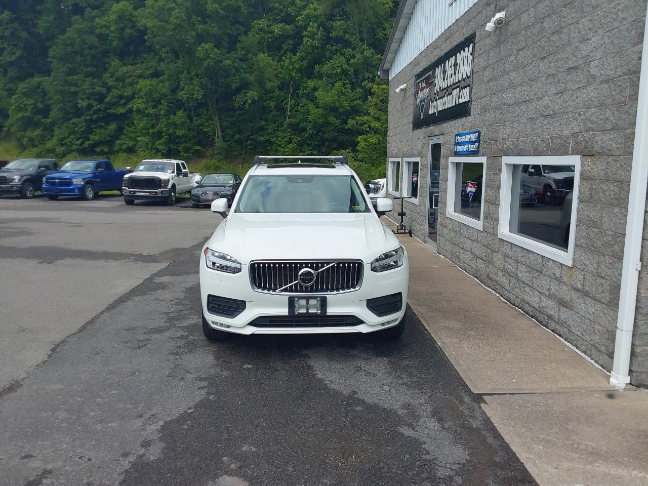 Volvo XC90 T6 AWD Momentum 7 Passenger 2020