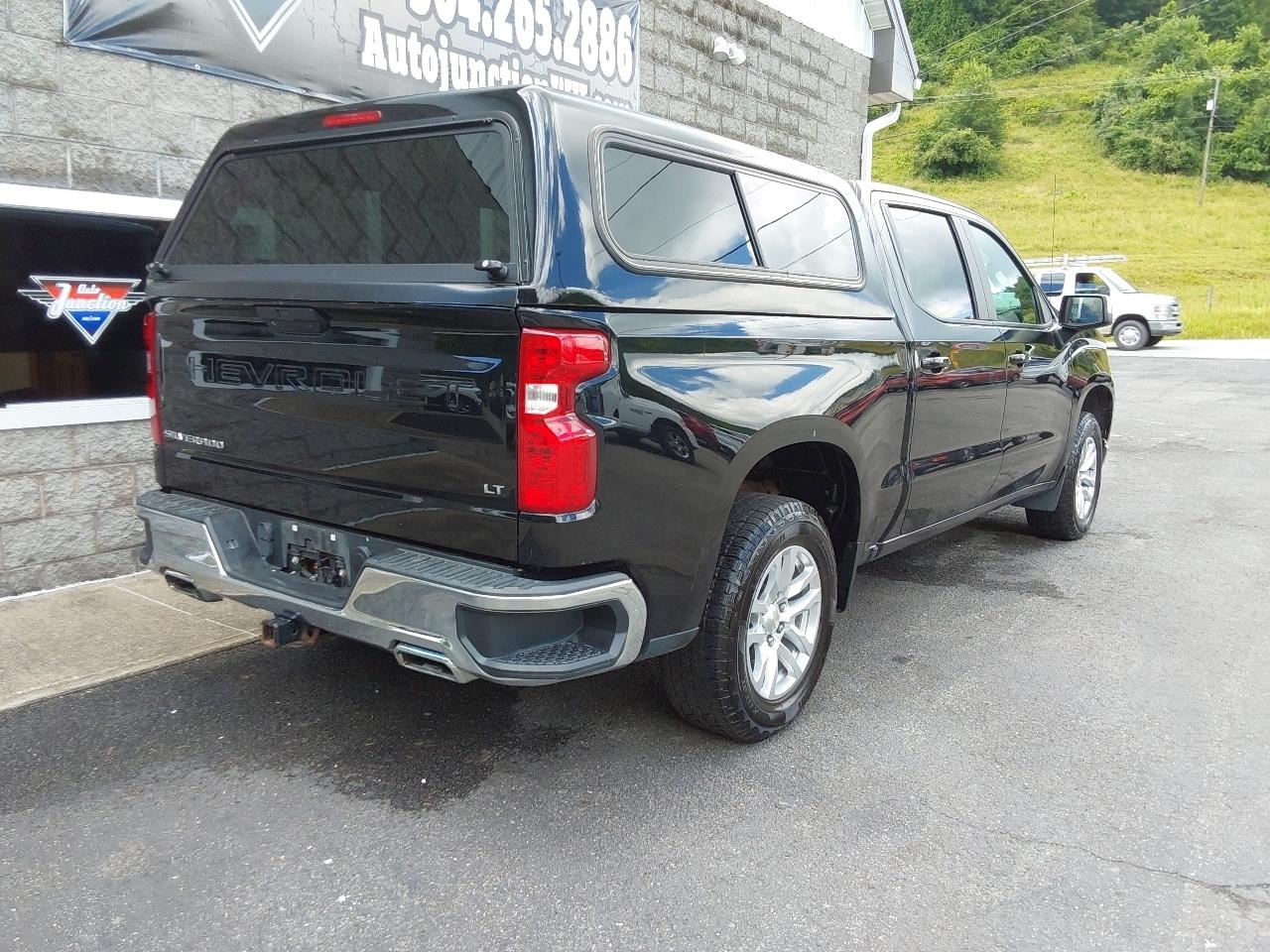 Chevrolet Silverado 1500 4WD Crew Cab 147" LT 2020