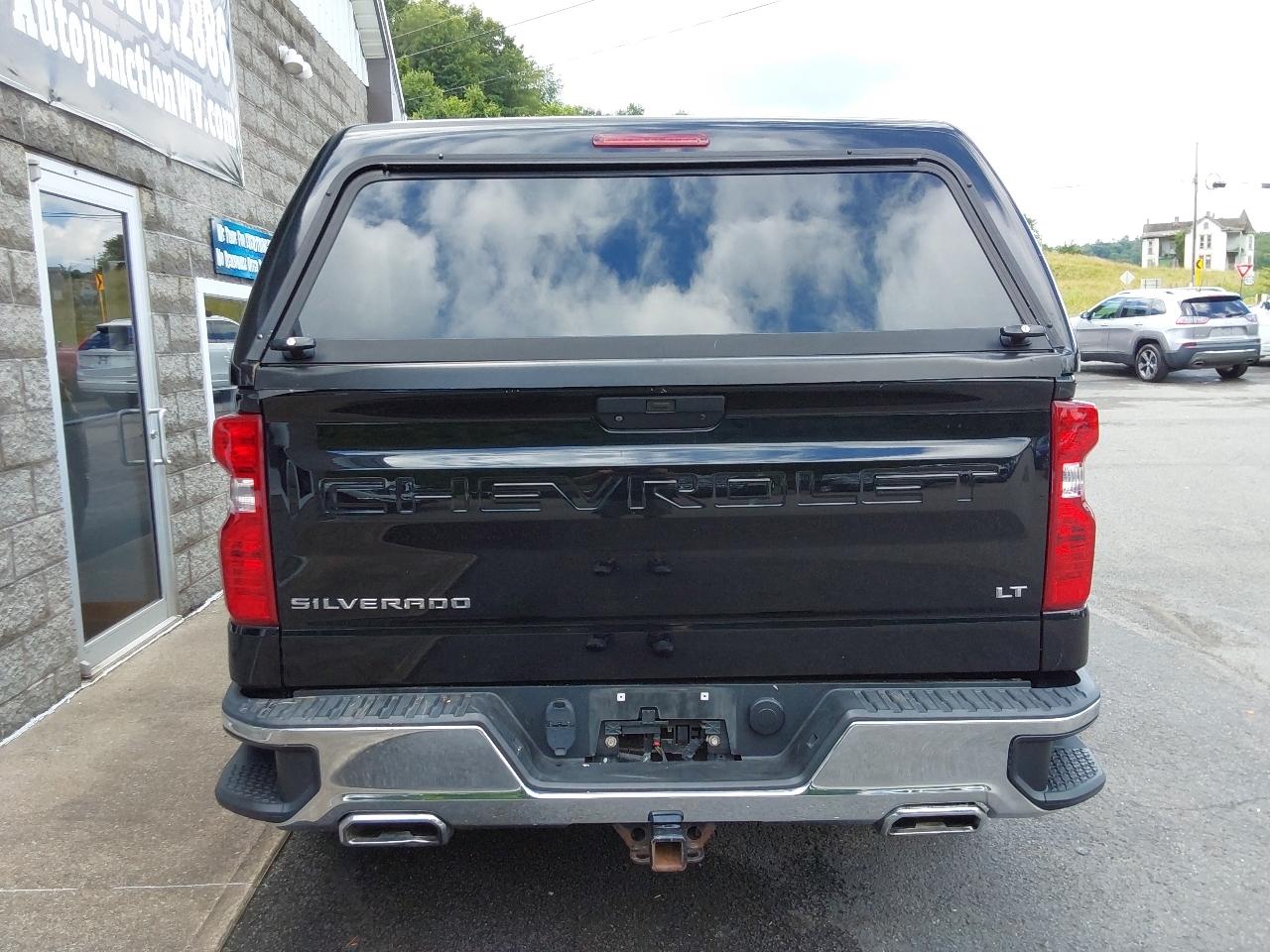 Chevrolet Silverado 1500 4WD Crew Cab 147" LT 2020