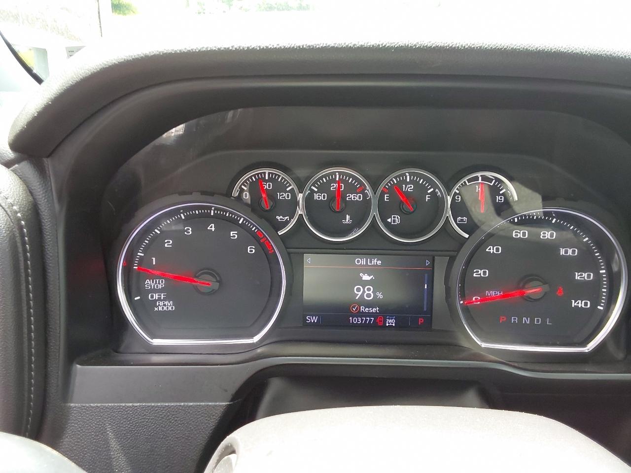Chevrolet Silverado 1500 4WD Crew Cab 147" LT 2020