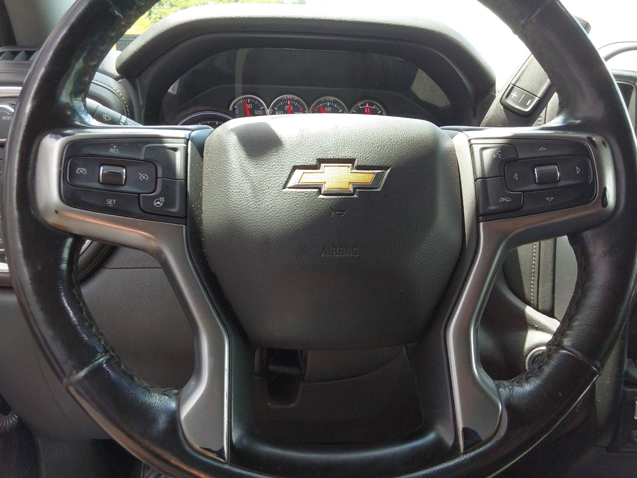 Chevrolet Silverado 1500 4WD Crew Cab 147" LT 2020