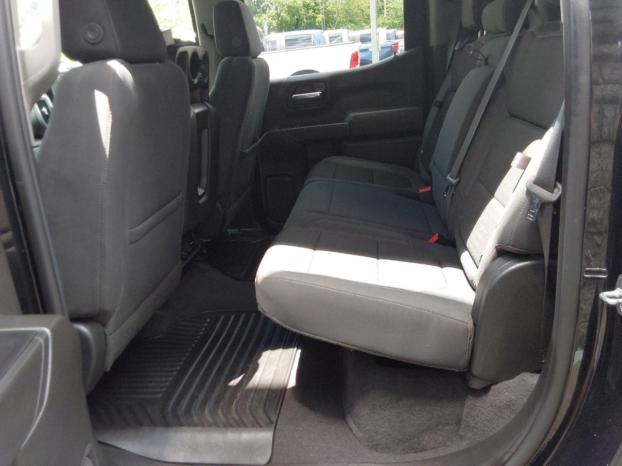 Chevrolet Silverado 1500 4WD Crew Cab 147" LT 2020