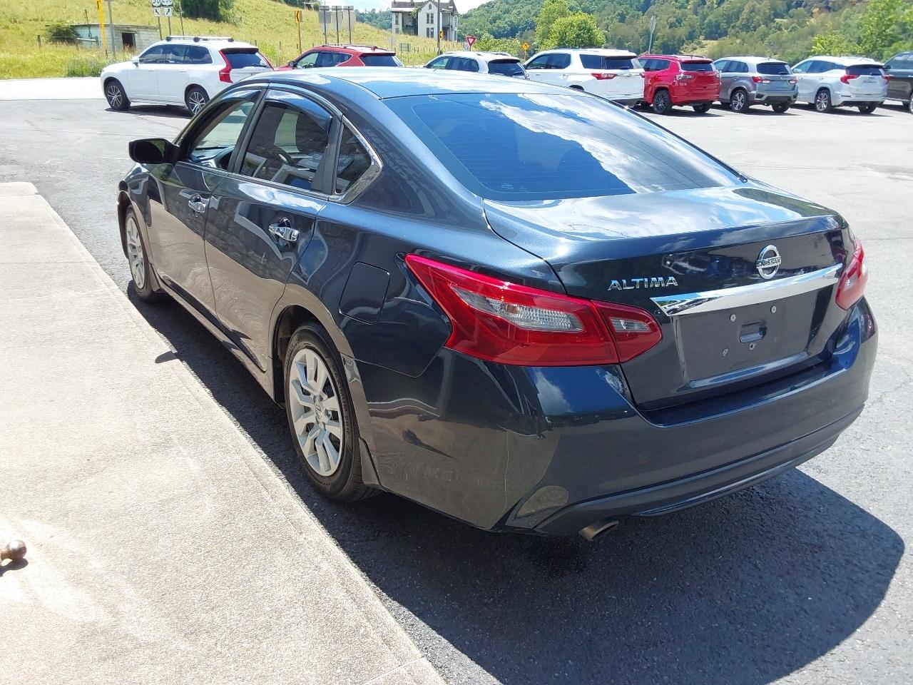 Nissan Altima 2.5 S Sedan 2018
