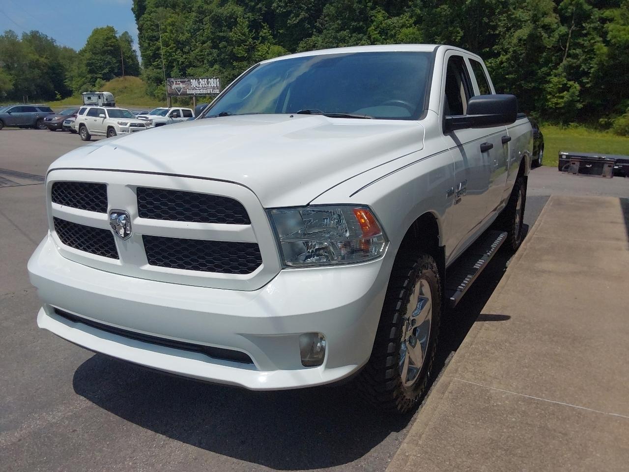 RAM 1500 Classic Express 4x4 Quad Cab 6'4" Box 2019