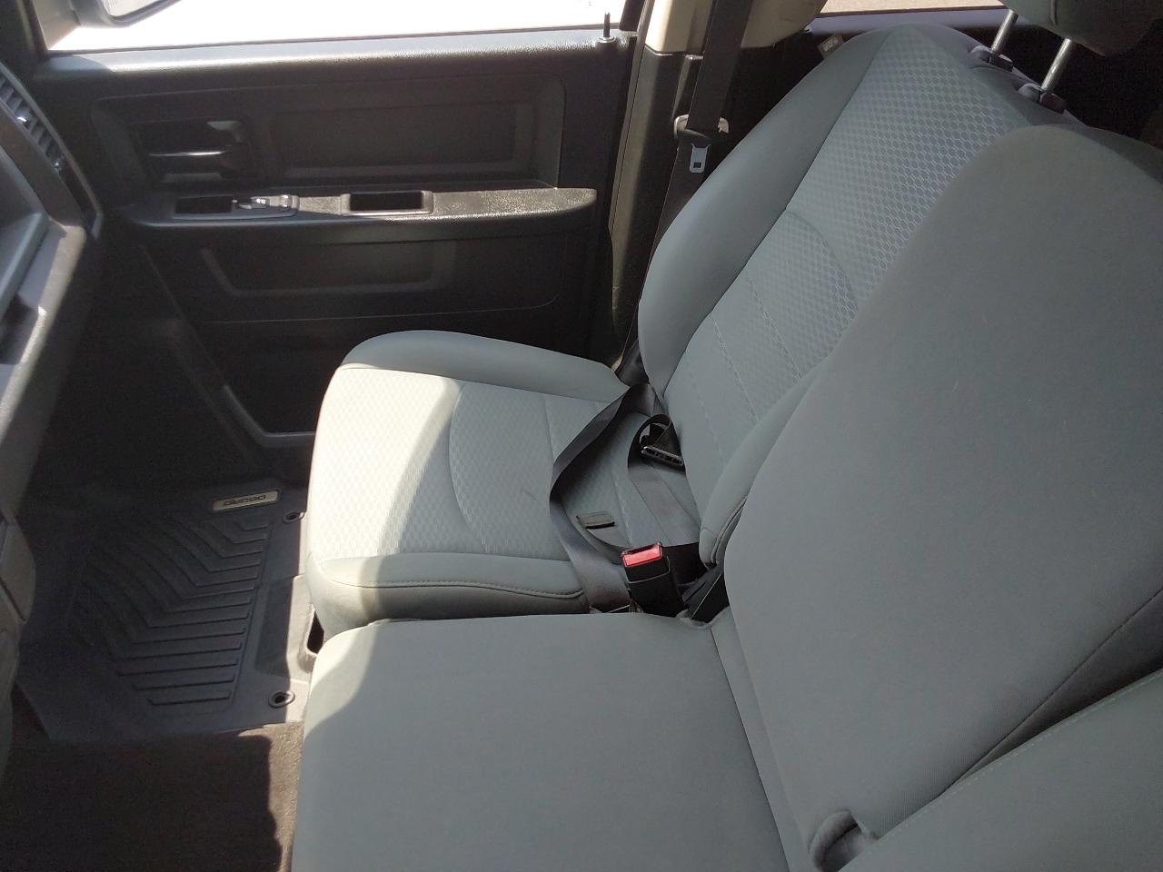 RAM 1500 Classic Express 4x4 Quad Cab 6'4" Box 2019