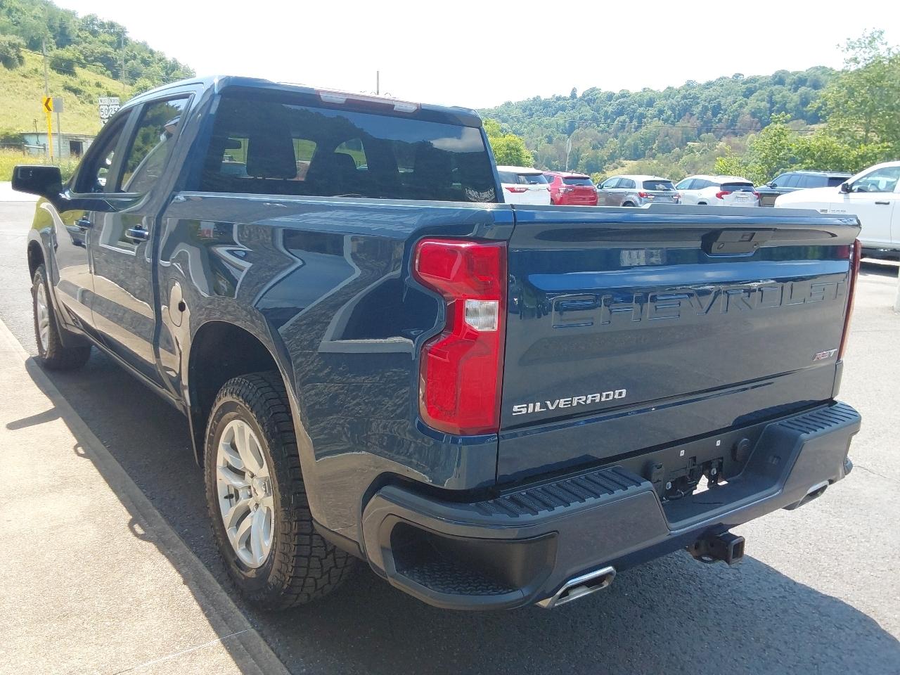 Chevrolet Silverado 1500 4WD Crew Cab 147" RST 2021