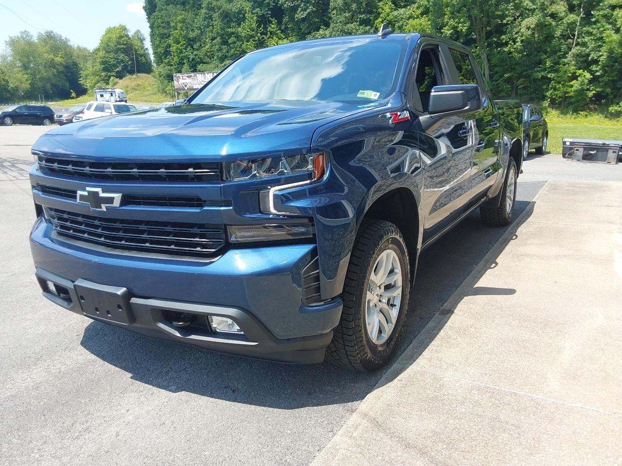 Chevrolet Silverado 1500 4WD Crew Cab 147" RST 2021