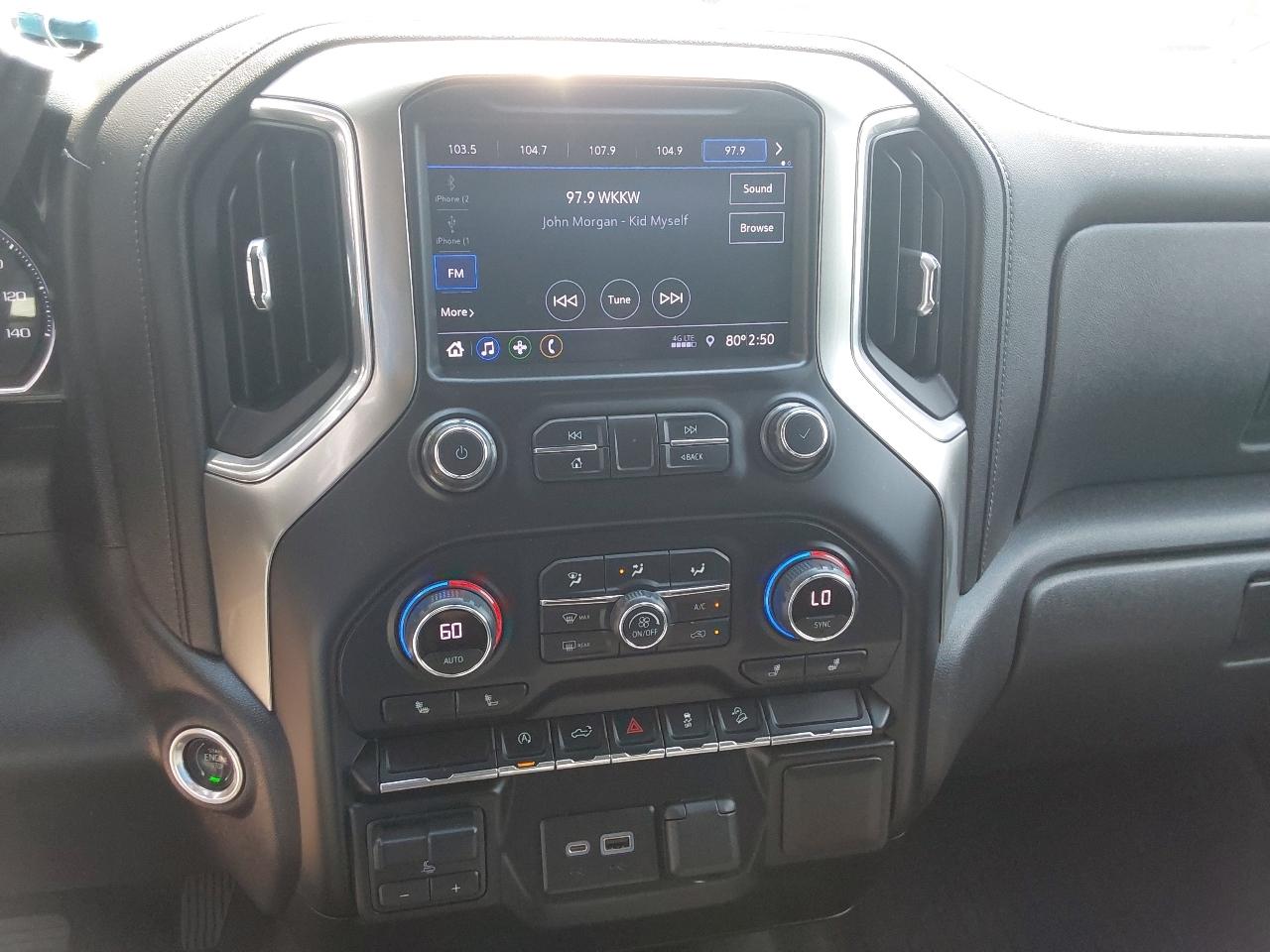 Chevrolet Silverado 1500 4WD Crew Cab 147" RST 2021