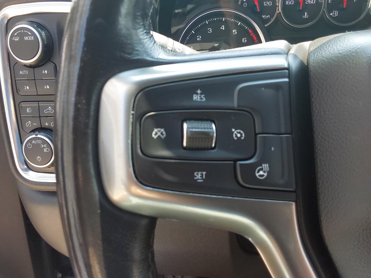 Chevrolet Silverado 1500 4WD Crew Cab 147" RST 2021