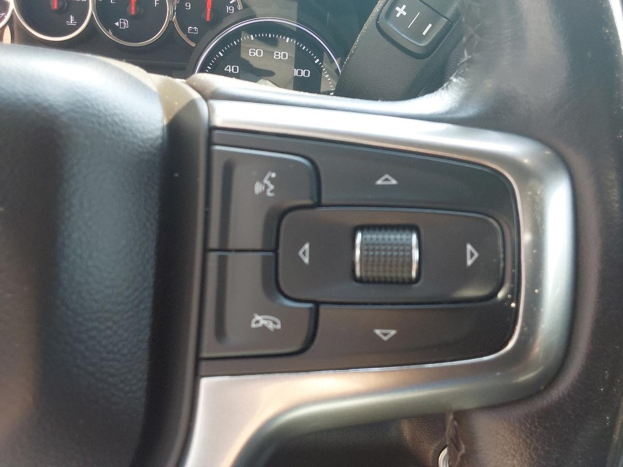 Chevrolet Silverado 1500 4WD Crew Cab 147" RST 2021