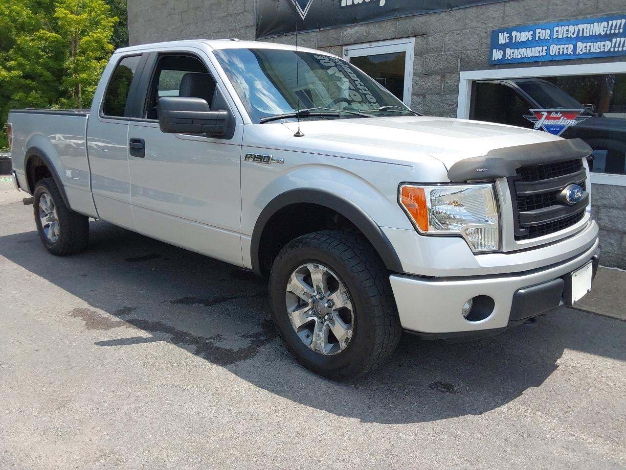 Ford F-150 4WD SuperCab 145" STX 2013