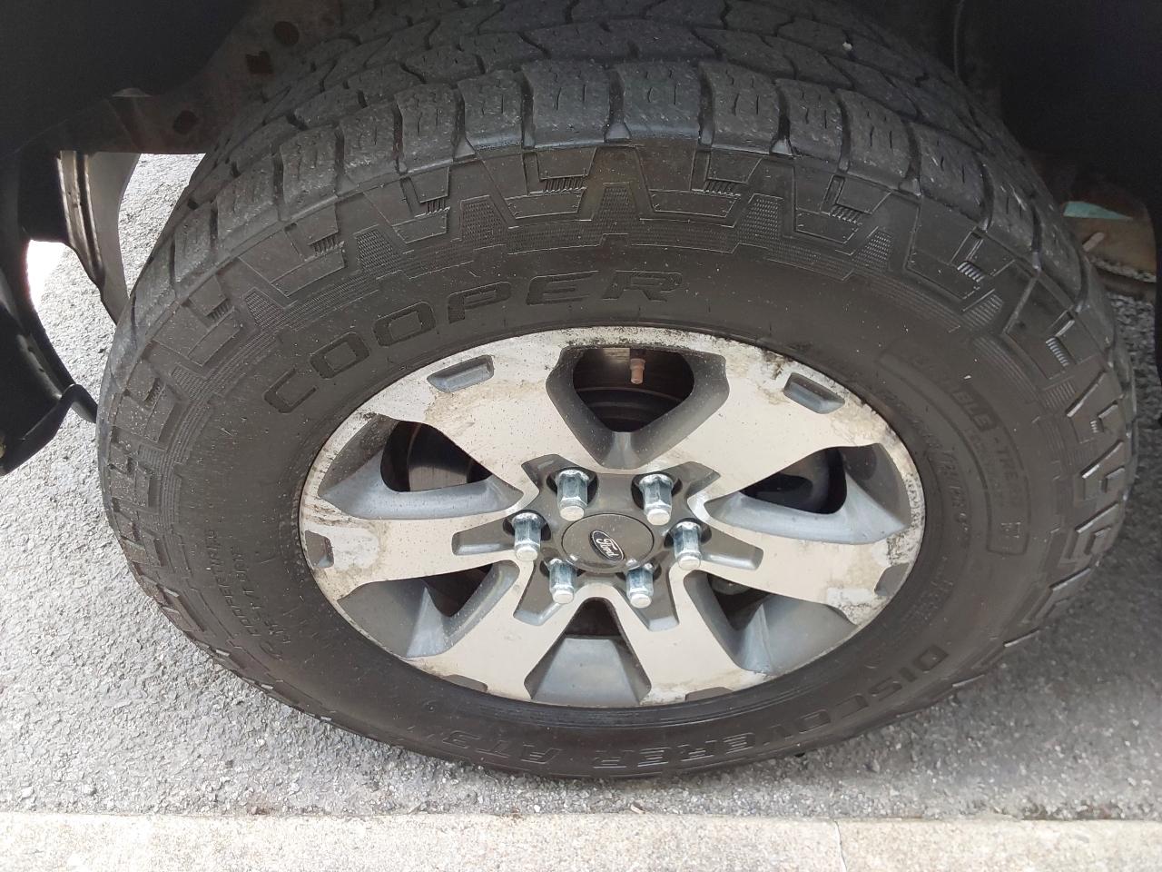 Ford F-150 4WD SuperCab 145" STX 2013