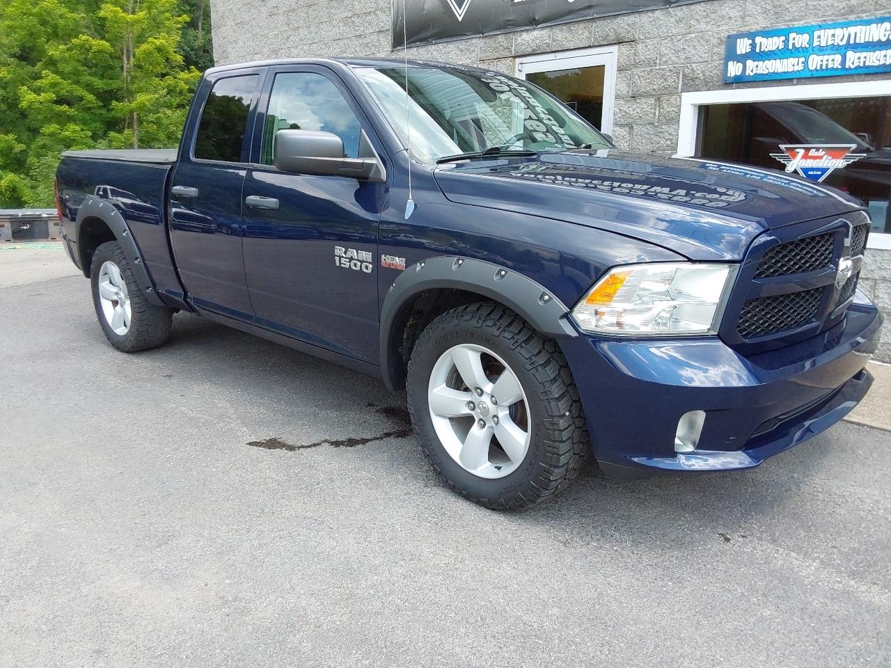 RAM 1500 4WD Quad Cab 140.5" Express 2013