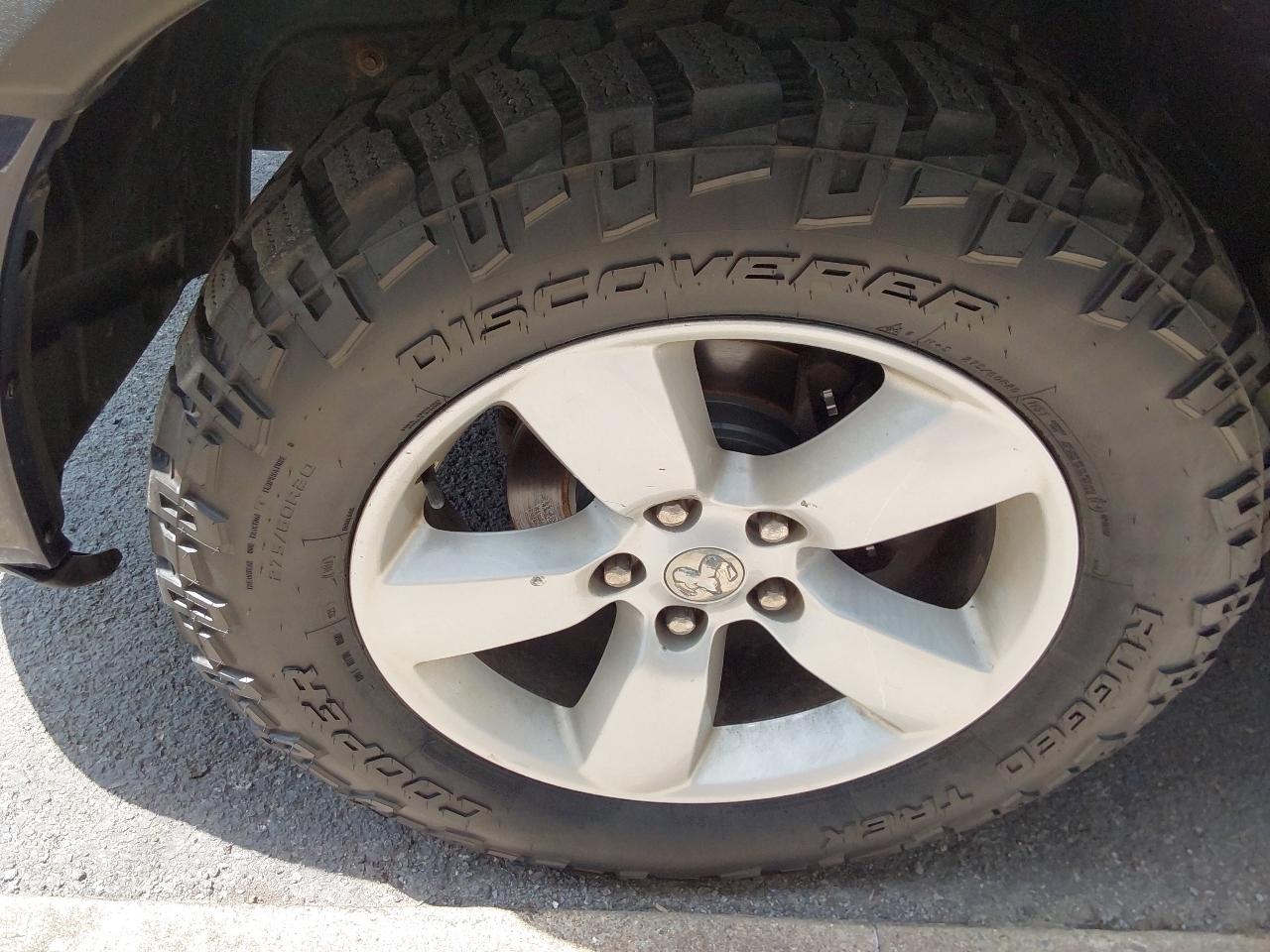 RAM 1500 4WD Quad Cab 140.5" Express 2013
