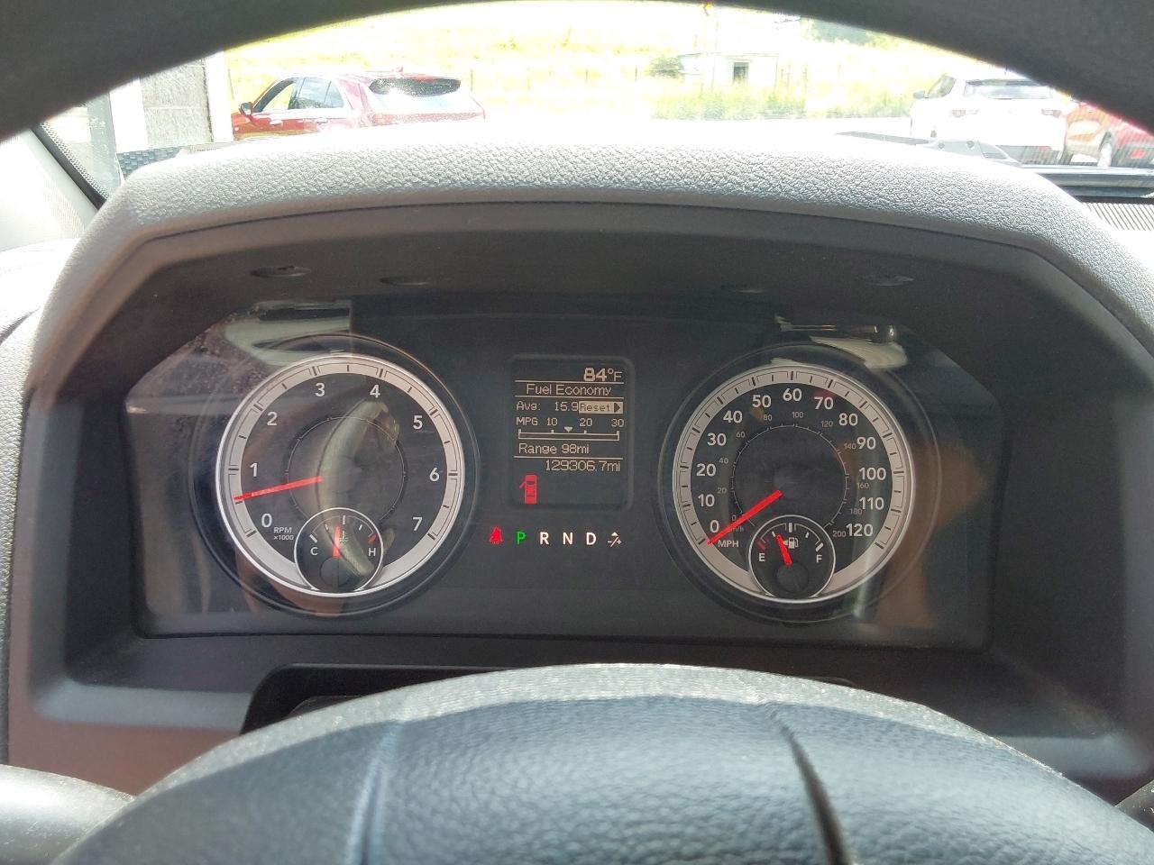 RAM 1500 4WD Quad Cab 140.5" Express 2013