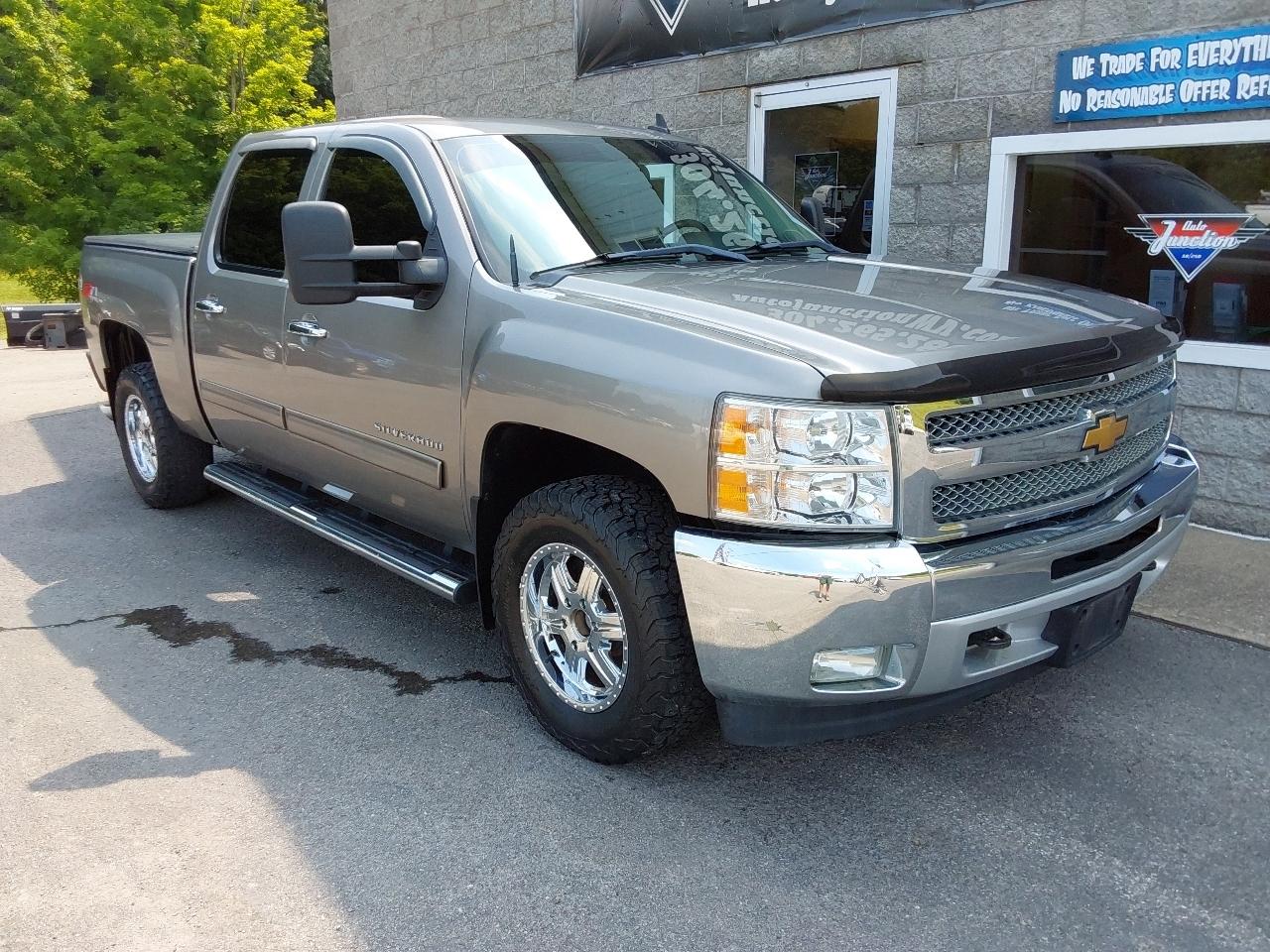 Chevrolet Silverado 1500 4WD Crew Cab 143.5" LT 2012