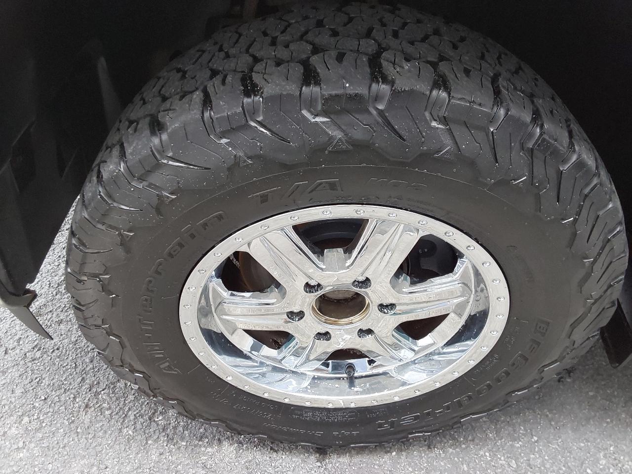 Chevrolet Silverado 1500 4WD Crew Cab 143.5" LT 2012