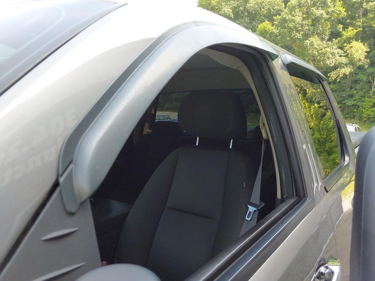 Chevrolet Silverado 1500 4WD Crew Cab 143.5" LT 2012