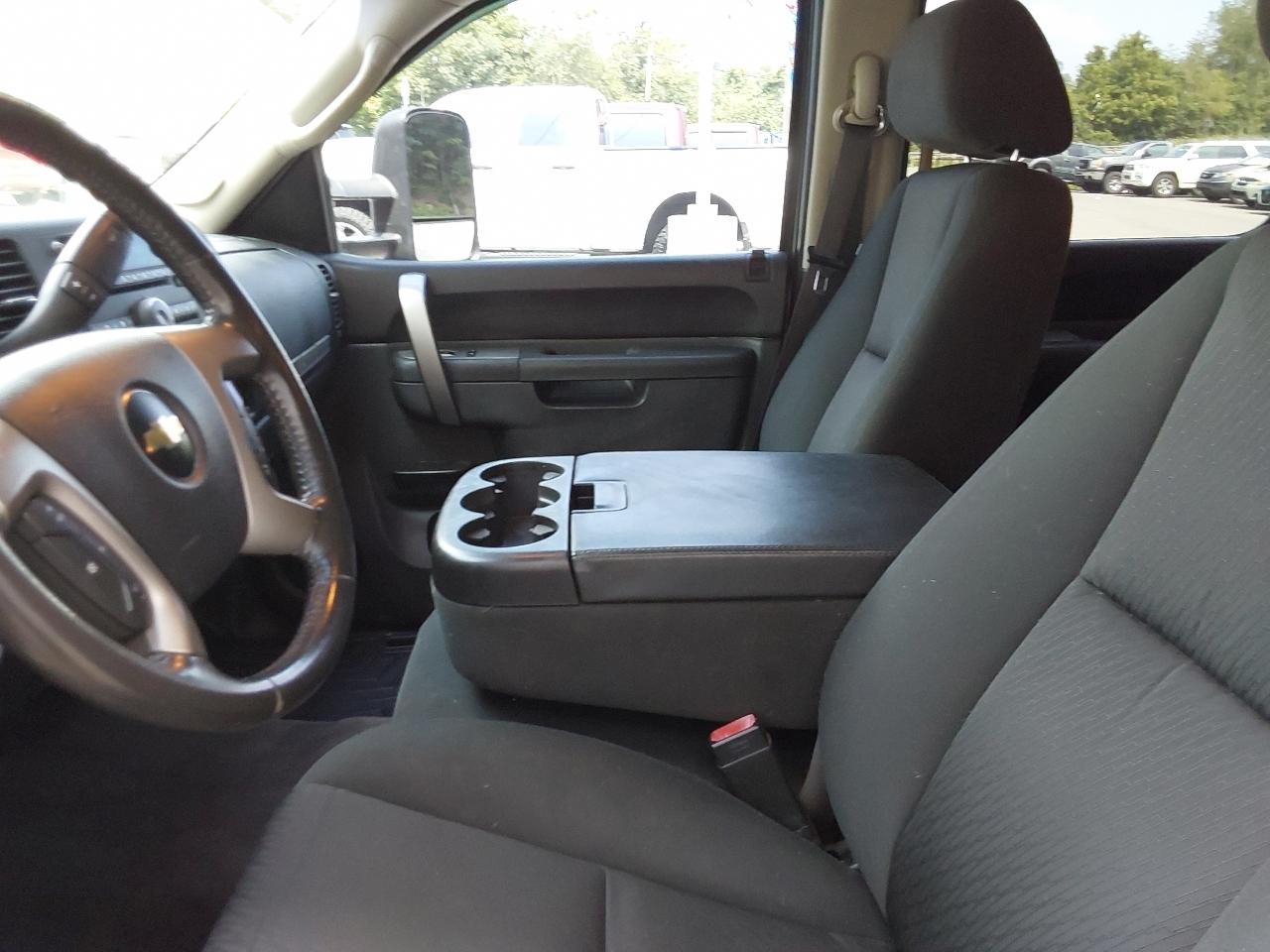 Chevrolet Silverado 1500 4WD Crew Cab 143.5" LT 2012