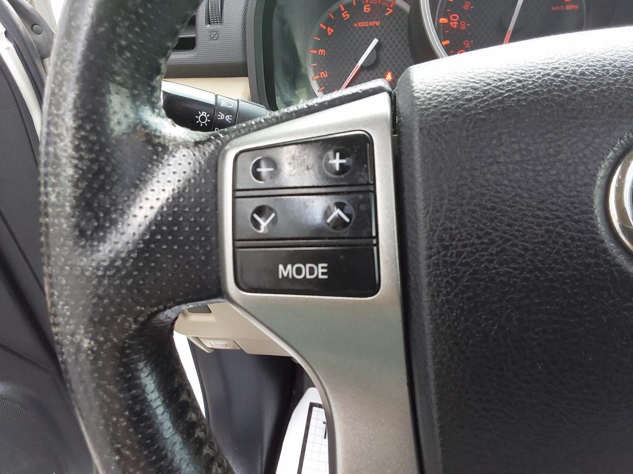 Toyota 4Runner 4WD 4dr V6 Limited (Natl) 2013