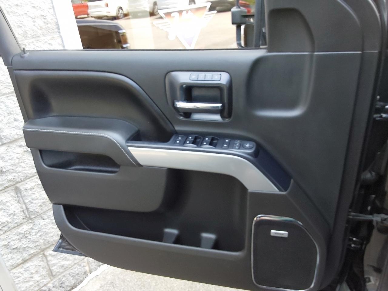 Chevrolet Silverado 2500HD 4WD Crew Cab 153.7" LTZ 2016