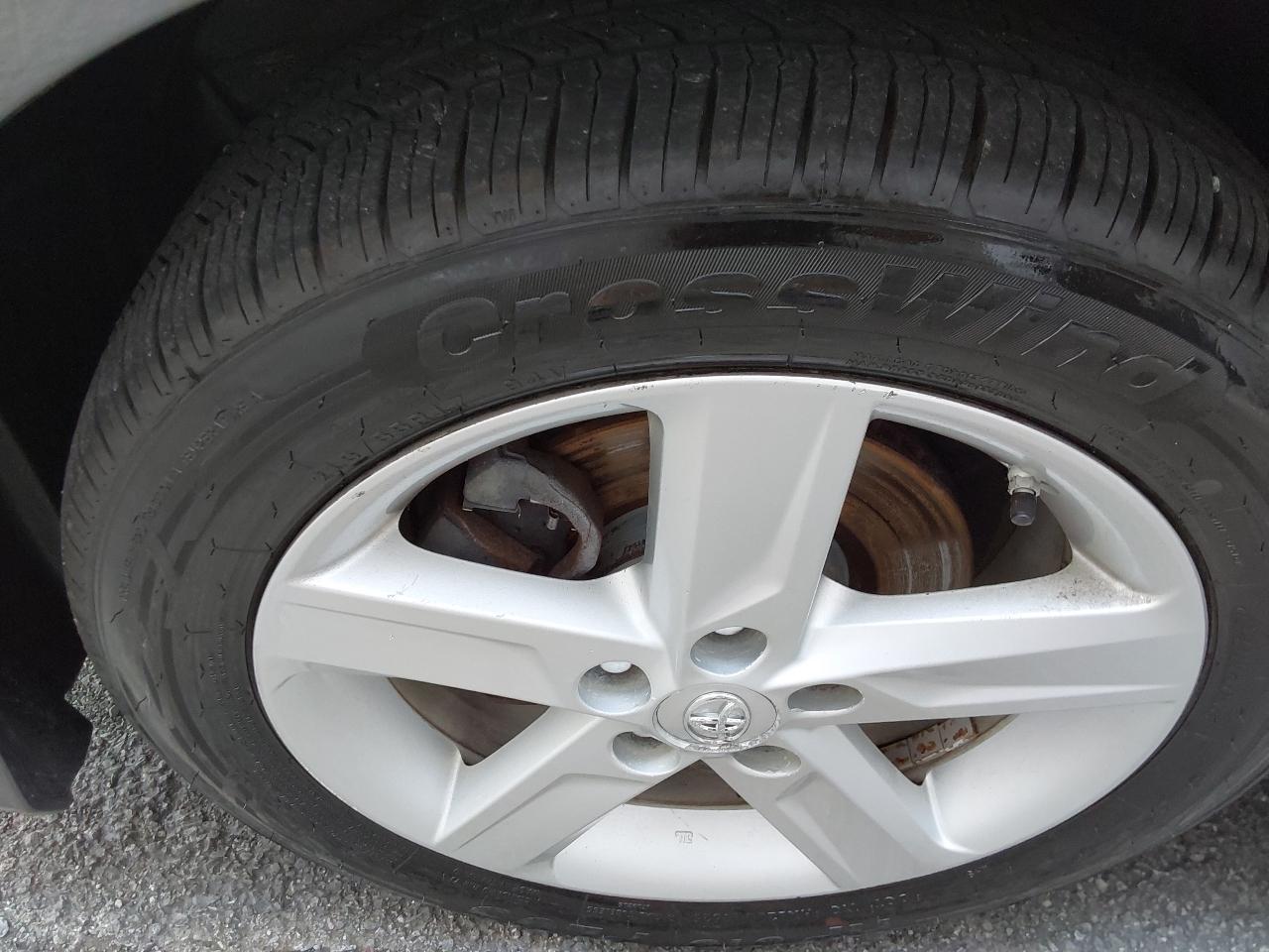 Toyota Camry 4dr Sdn I4 Auto XLE (Natl) 2013