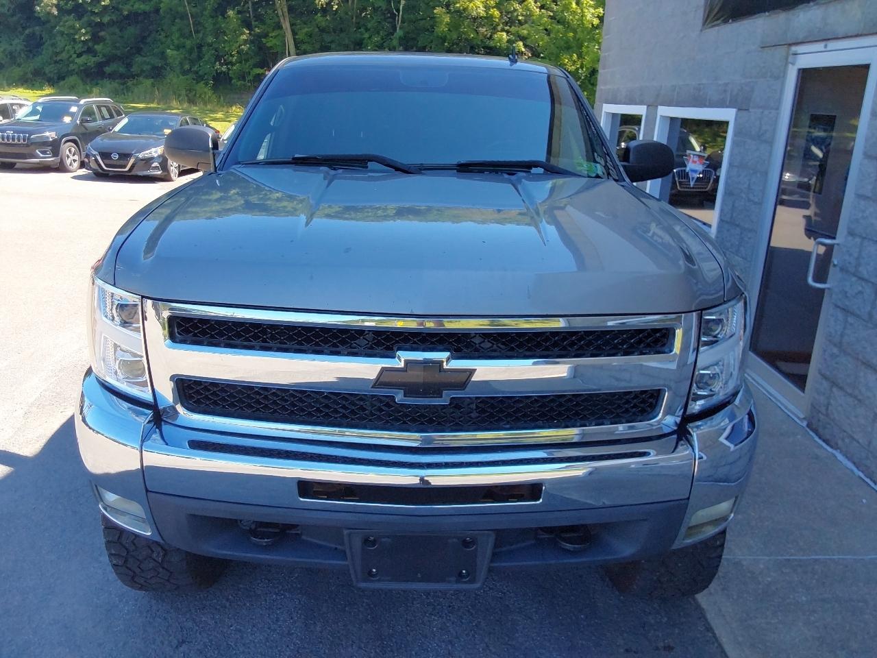 Chevrolet Silverado 1500 4WD Ext Cab 143.5" LT 2013