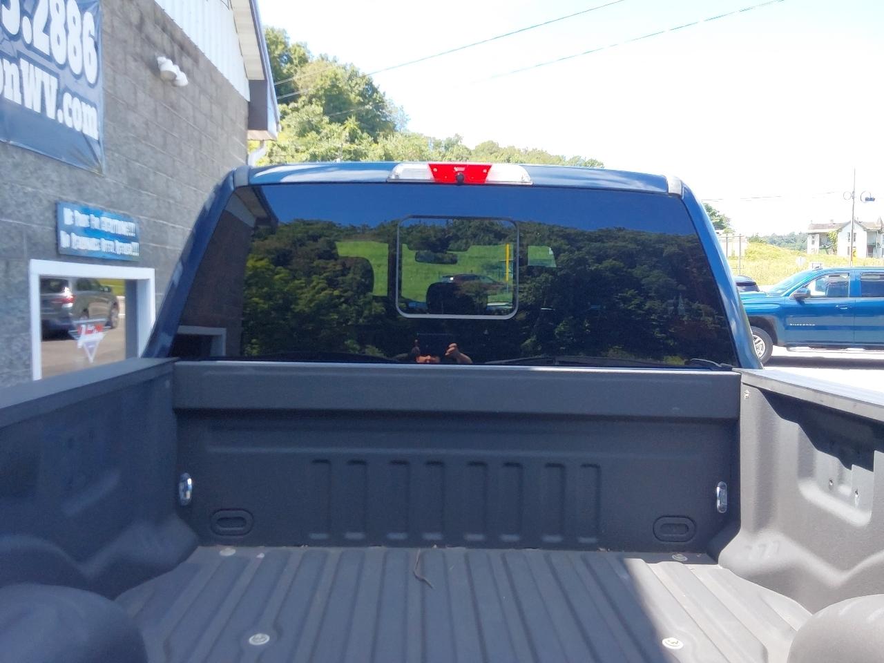 Ford Super Duty F-350 SRW 4WD Crew Cab 172" Lariat 2017