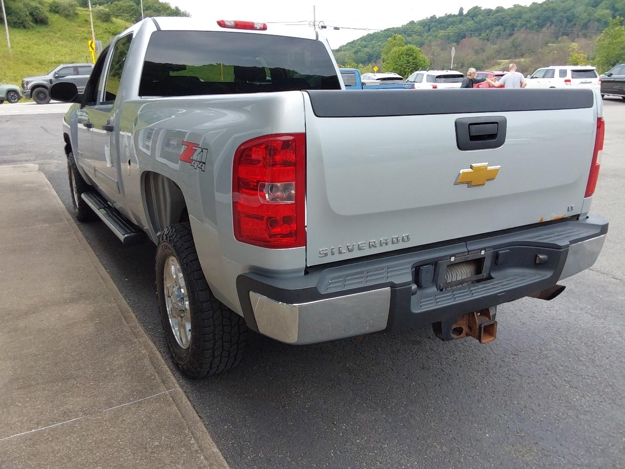 Chevrolet Silverado 2500HD 4WD Crew Cab 153.7" LT 2014
