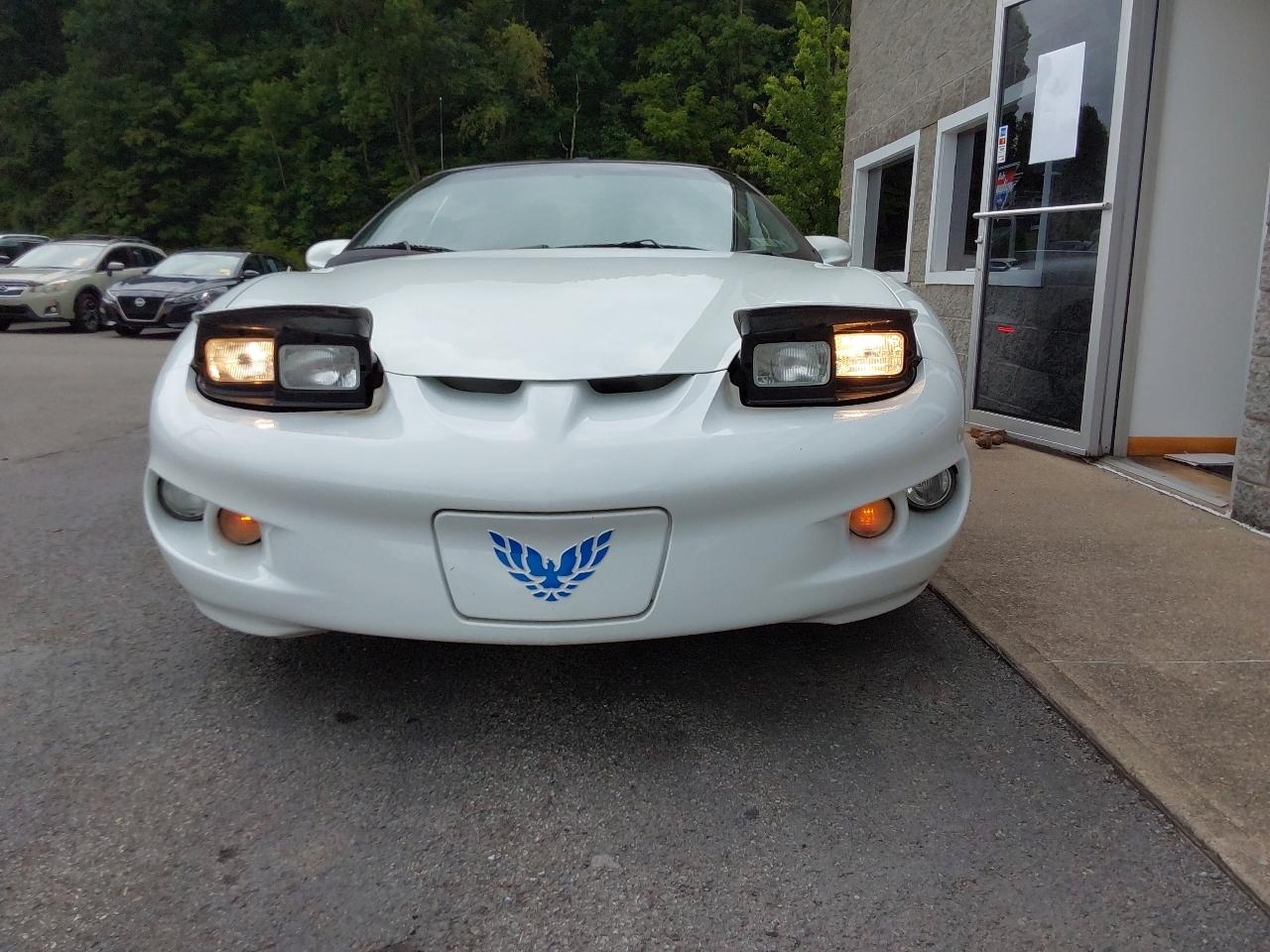 Pontiac Firebird 2dr Cpe Firebird 2002