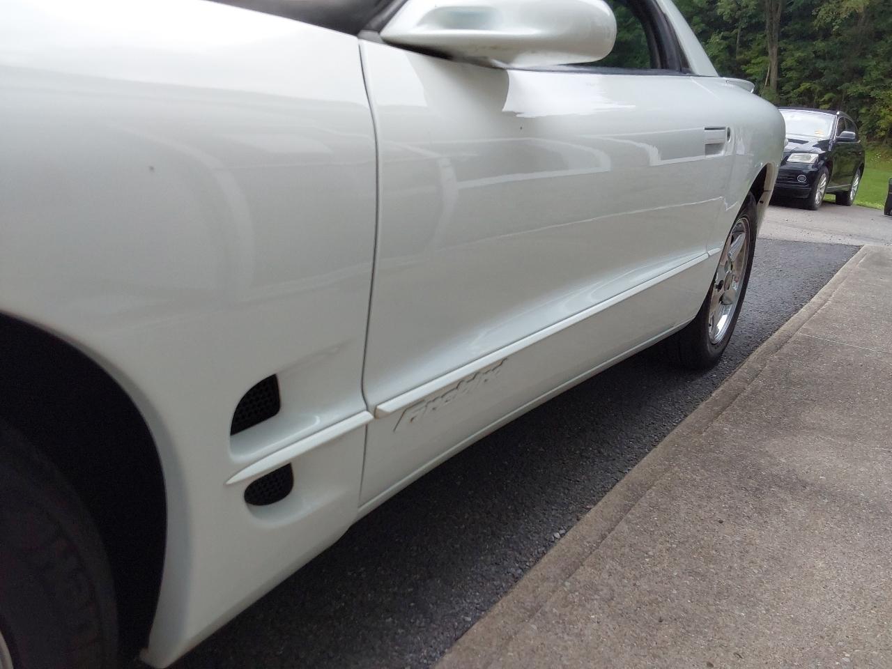 Pontiac Firebird 2dr Cpe Firebird 2002