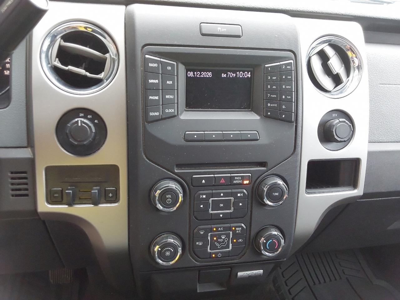 Ford F-150 4WD SuperCrew 145" XLT 2013