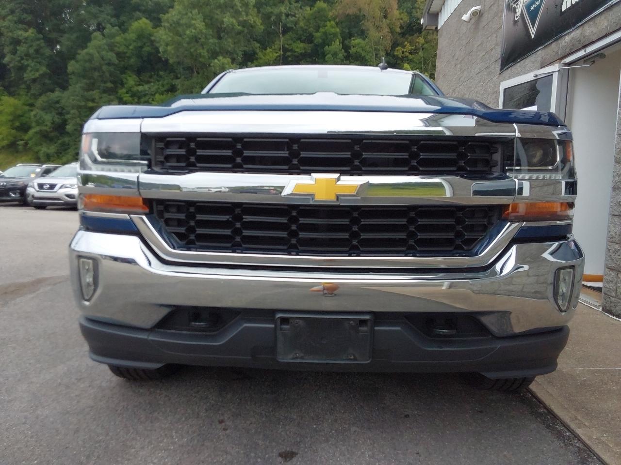 Chevrolet Silverado 1500 4WD Crew Cab 143.5" LT w/1LT 2018