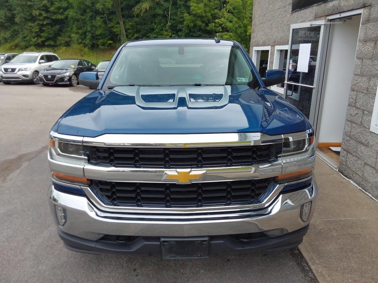 Chevrolet Silverado 1500 4WD Crew Cab 143.5" LT w/1LT 2018