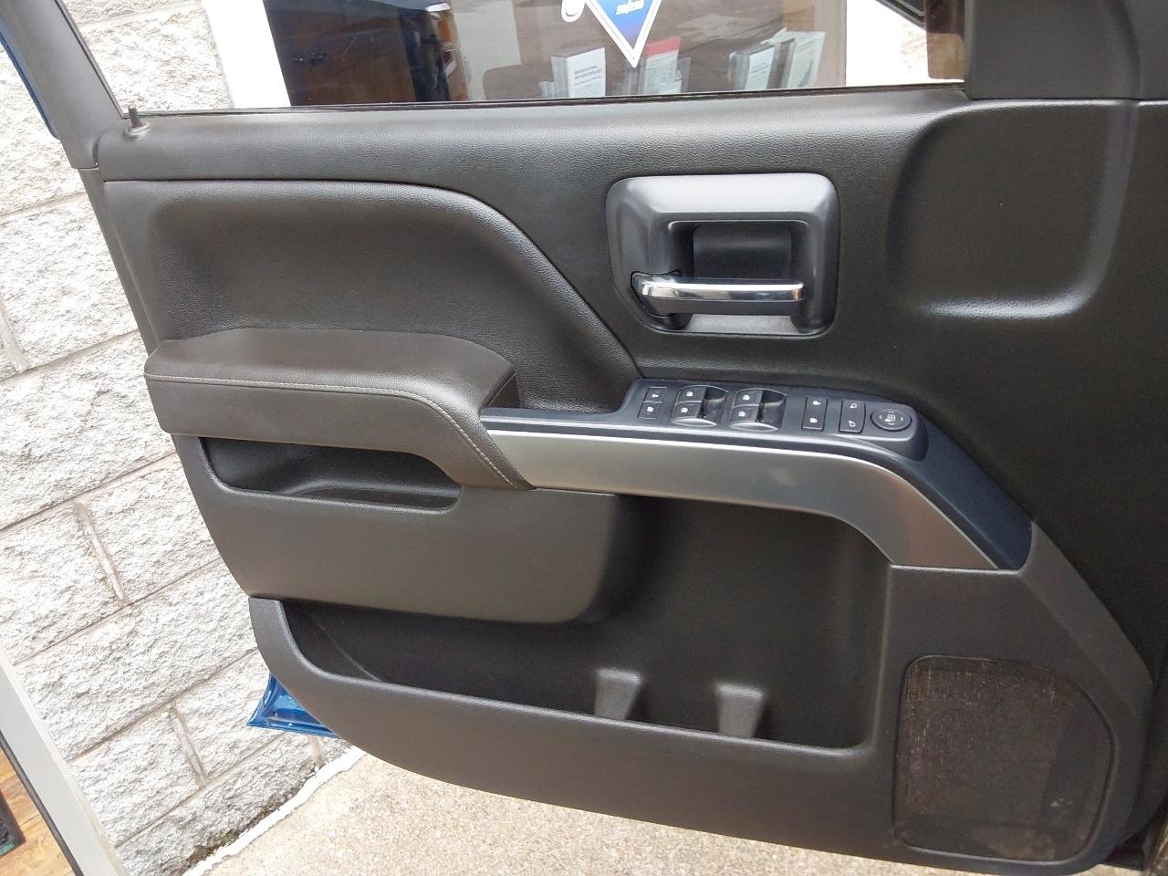 Chevrolet Silverado 1500 4WD Crew Cab 143.5" LT w/1LT 2018