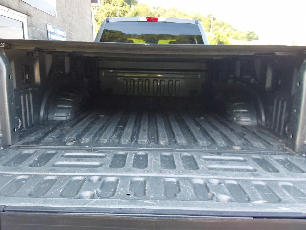 Ford Super Duty F-250 SRW XLT 4WD SuperCab 8' Box 2019