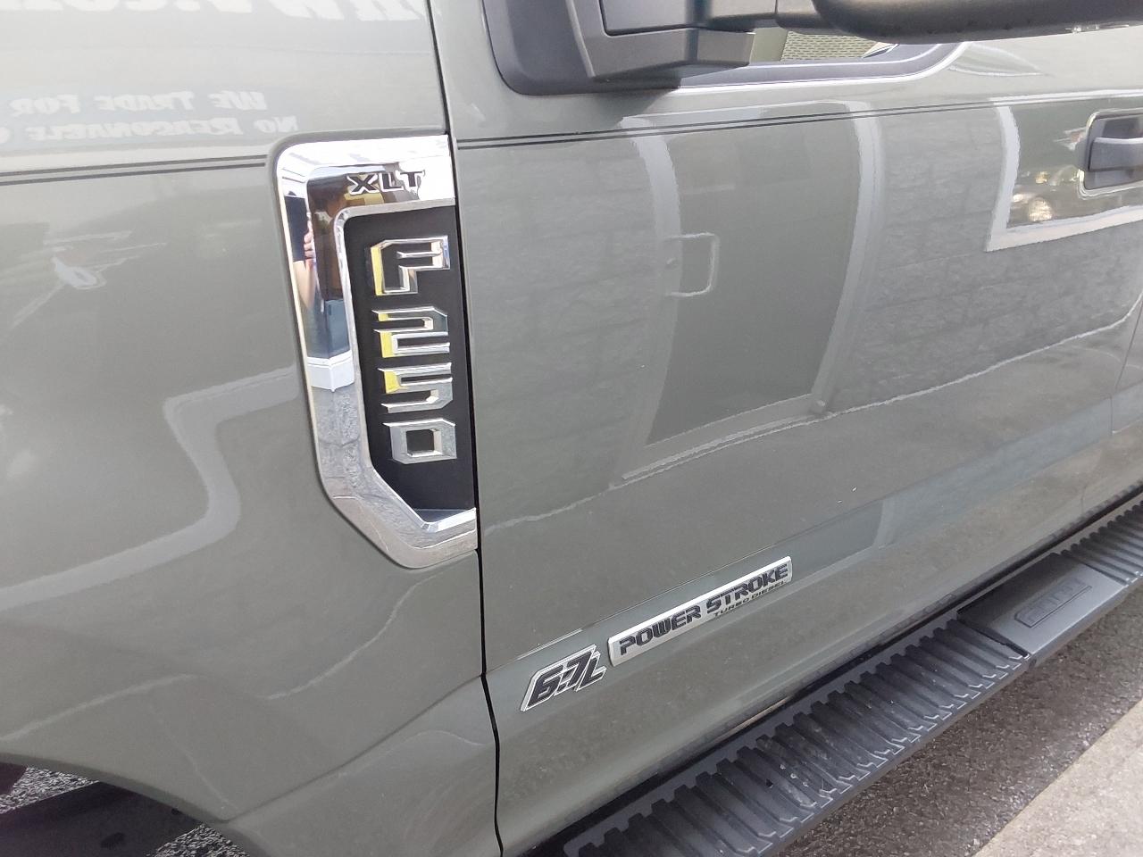 Ford Super Duty F-250 SRW XLT 4WD SuperCab 8' Box 2019