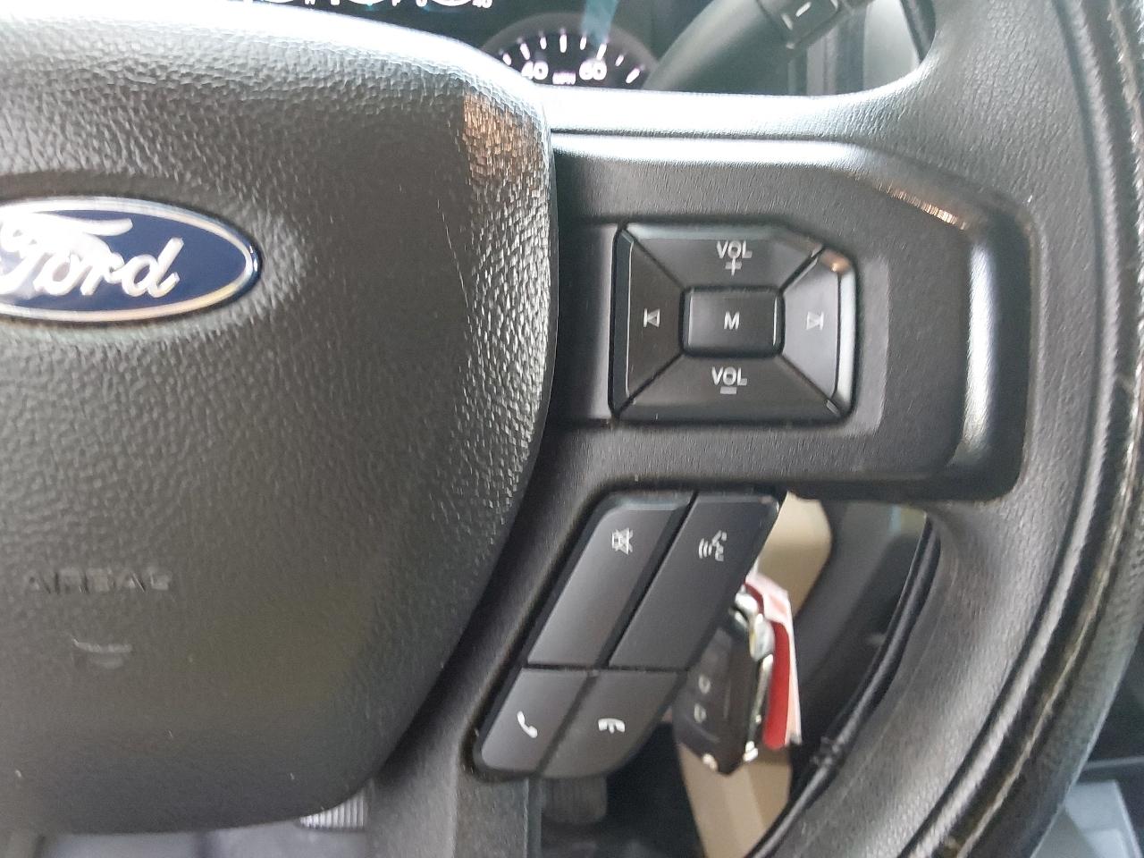 Ford Super Duty F-250 SRW XLT 4WD SuperCab 8' Box 2019