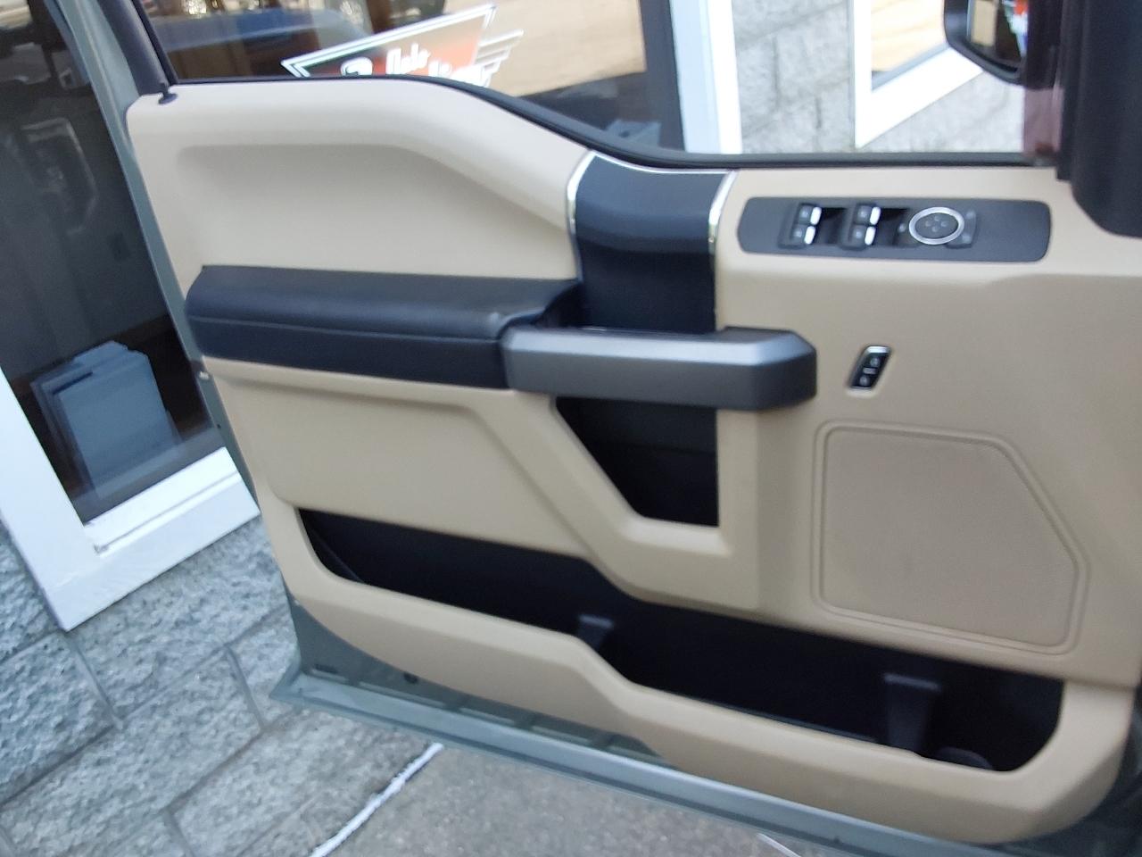 Ford Super Duty F-250 SRW XLT 4WD SuperCab 8' Box 2019