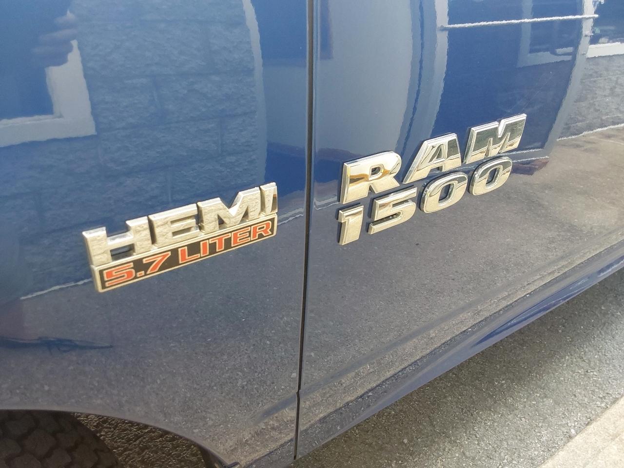 RAM 1500 Express 4x4 Quad Cab 6'4" Box 2018
