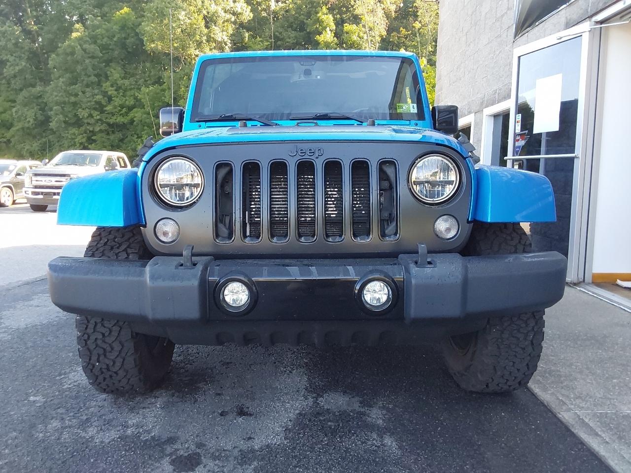 Jeep Wrangler Unlimited 4WD 4dr Altitude 2014