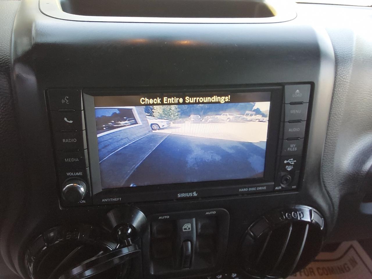 Jeep Wrangler Unlimited 4WD 4dr Altitude 2014