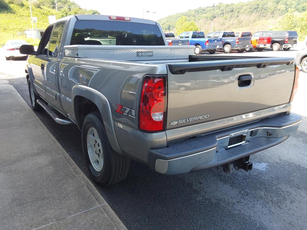 Chevrolet Silverado 1500 Ext Cab 143.5" WB 4WD LT3 2006