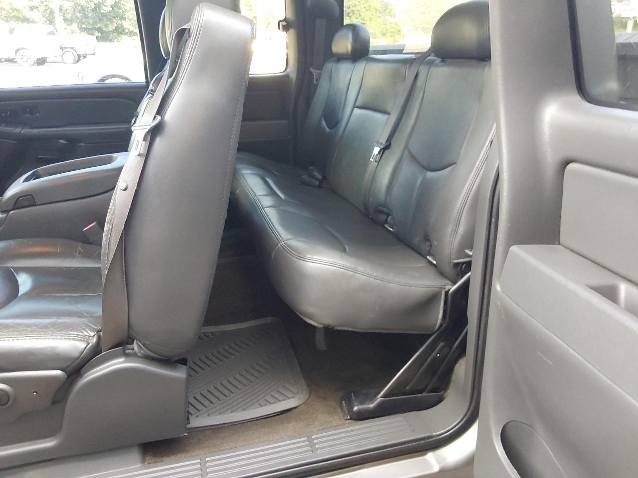 Chevrolet Silverado 1500 Ext Cab 143.5" WB 4WD LT3 2006