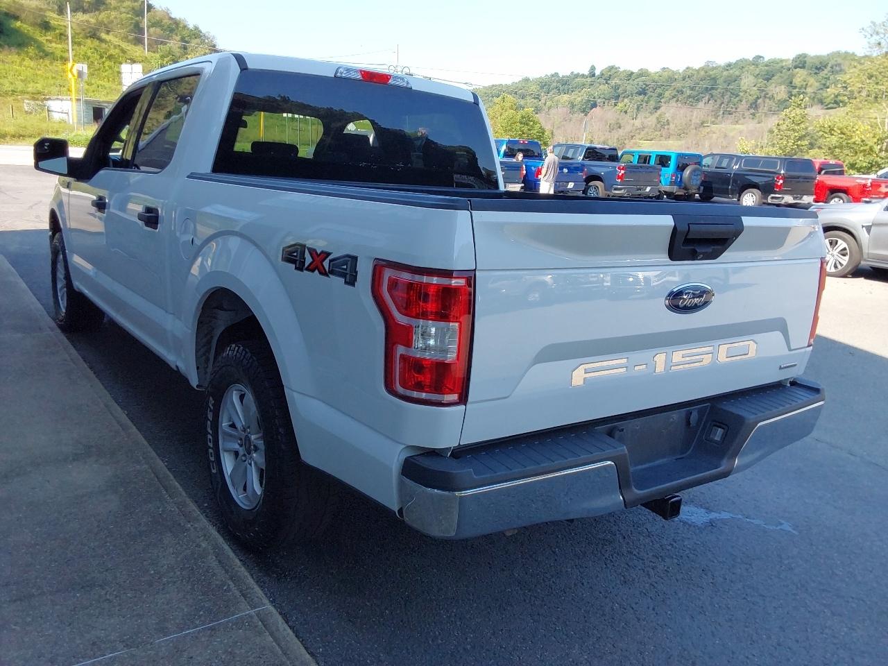 Ford F-150 4WD SuperCrew 145" XLT 2018