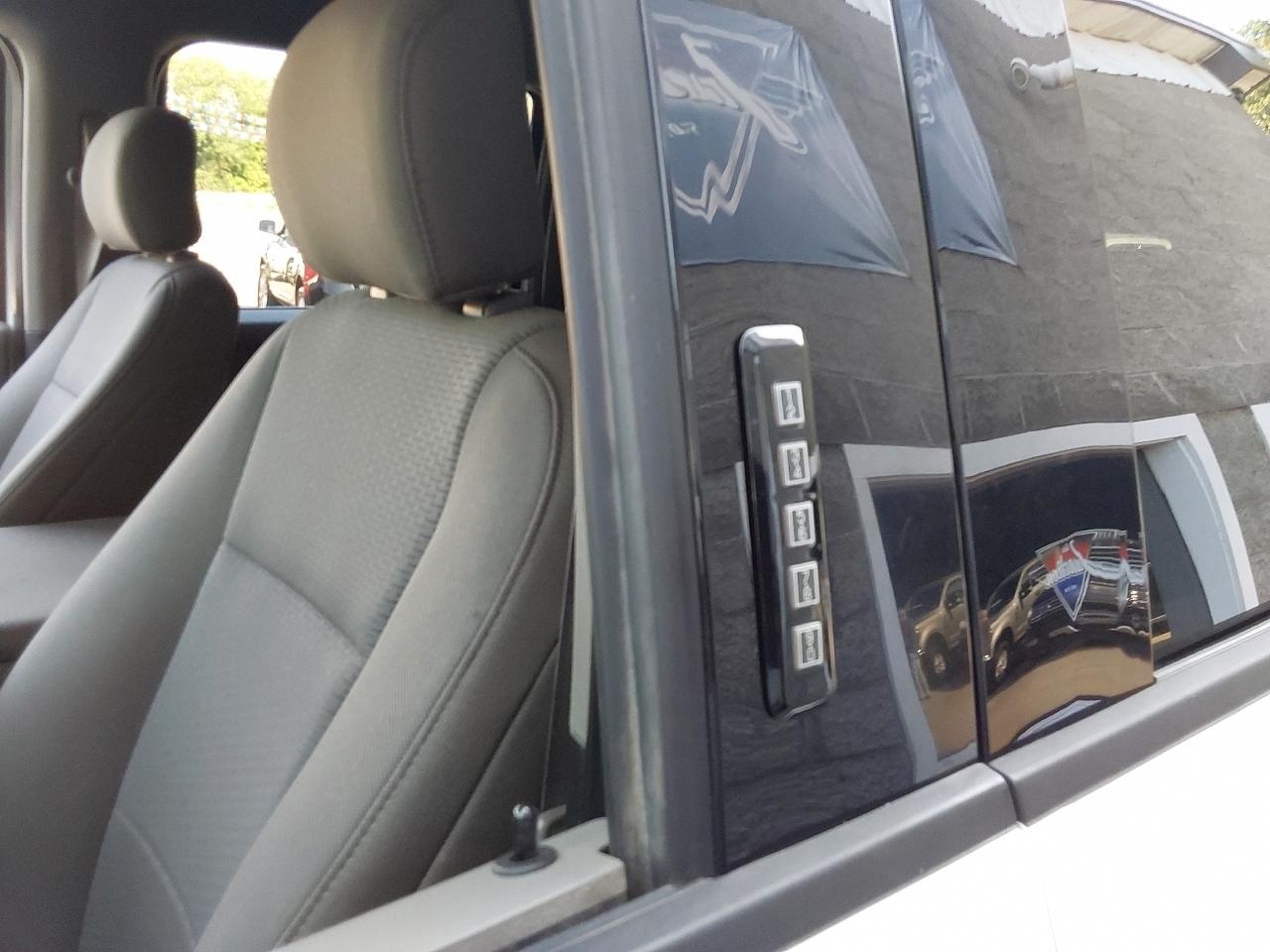 Ford F-150 4WD SuperCrew 145" XLT 2018