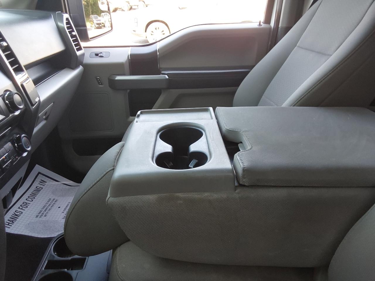 Ford F-150 4WD SuperCrew 145" XLT 2018